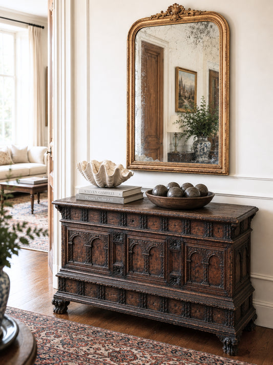 17th Century Provincial Oak Trunk